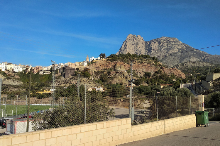 On the road from The Orange House to the village of Finestrat